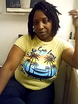 Snapshot of markquanna chatting on 07/09/26, 03:32 markquanna online show from 07/09/26, 03:32
