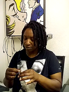 Snapshot of markquanna chatting on 07/15/26, 04:29 markquanna online show from 07/15/26, 04:29