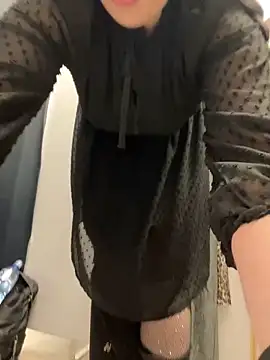 CrazzyChicks online show from 01/27/25, 07:56