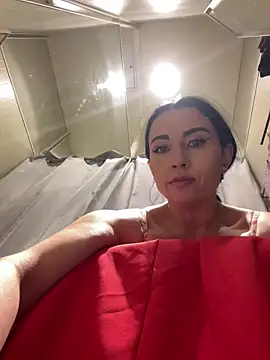 CrazzyChicks online show from 02/08/25, 09:35