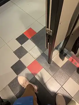 CrazzyChicks online show from 09/25/25, 07:45