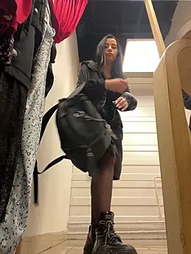 CrazzyChicks online show from 09/28/25, 07:36