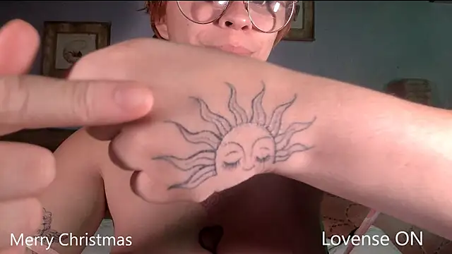 Lilmuh  online show from 12/19/24, 12:02