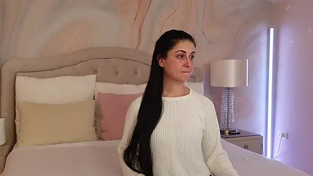 OliviaSirena online show from 02/09/25, 07:52