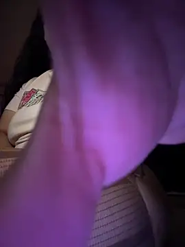 Snapshot of CarmelaAnthony chatting on 12/13/24, 01:22 CarmelaAnthony online show from 12/13/24, 01:22