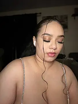 Snapshot of CarmelaAnthony chatting on 01/08/25, 01:31 CarmelaAnthony online show from 01/08/25, 01:31