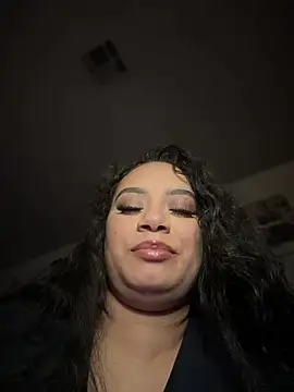 Snapshot of CarmelaAnthony chatting on 01/09/25, 01:35 CarmelaAnthony online show from 01/09/25, 01:35