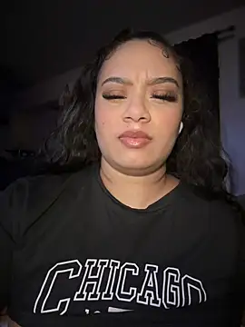 Snapshot of CarmelaAnthony chatting on 01/29/25, 11:09 CarmelaAnthony online show from 01/29/25, 11:09