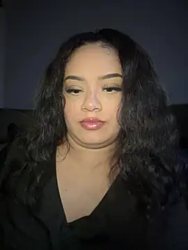 Snapshot of CarmelaAnthony chatting on 03/08/25, 10:32 CarmelaAnthony online show from 03/08/25, 10:32