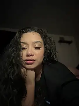 Snapshot of CarmelaAnthony chatting on 03/19/25, 10:11 CarmelaAnthony online show from 03/19/25, 10:11