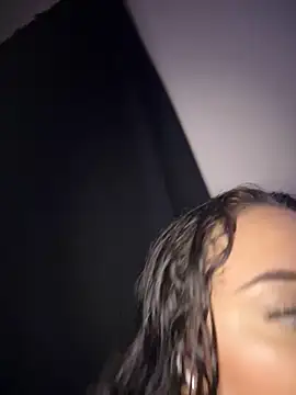 Snapshot of CarmelaAnthony chatting on 09/21/25, 12:51 CarmelaAnthony online show from 09/21/25, 12:51