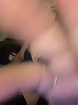 Snapshot of CarmelaAnthony chatting on 11/15/25, 01:40 CarmelaAnthony online show from 11/15/25, 01:40