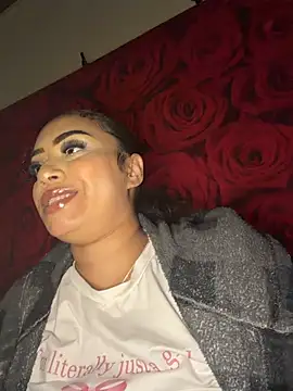 Snapshot of CarmelaAnthony chatting on 02/17/26, 12:56 CarmelaAnthony online show from 02/17/26, 12:56