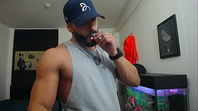 romeolovedark online show from 02/07/25, 06:24