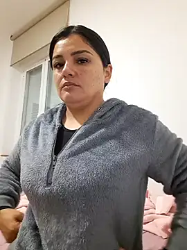 laura dirtyhot online show from 01/08/25, 07:24