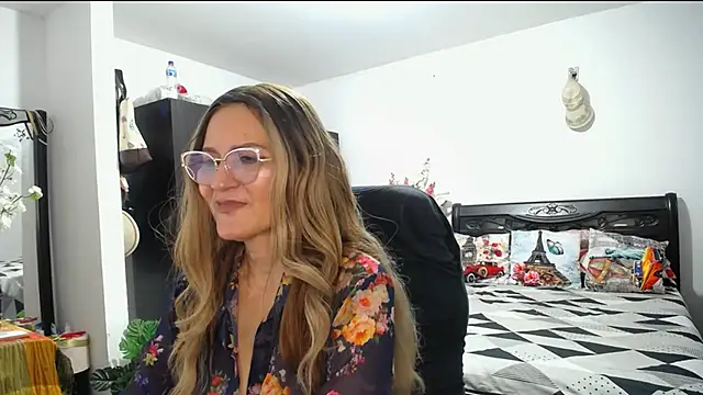 Xiimen online show from 01/30/25, 09:04