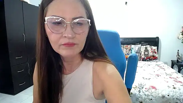 Xiimen online show from 11/10/25, 11:04