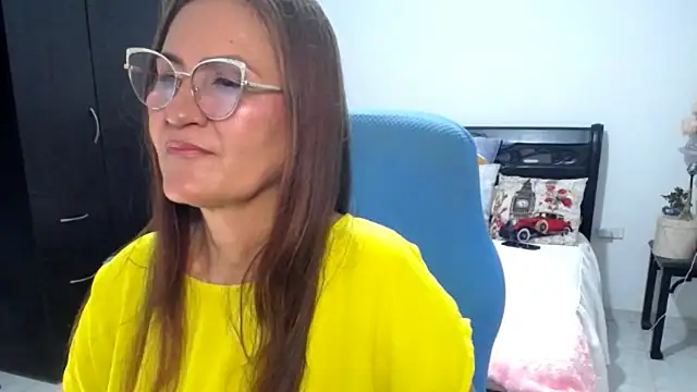 Snapshot of Xiimen chatting on 07/21/26, 03:09 Xiimen online show from 07/21/26, 03:09