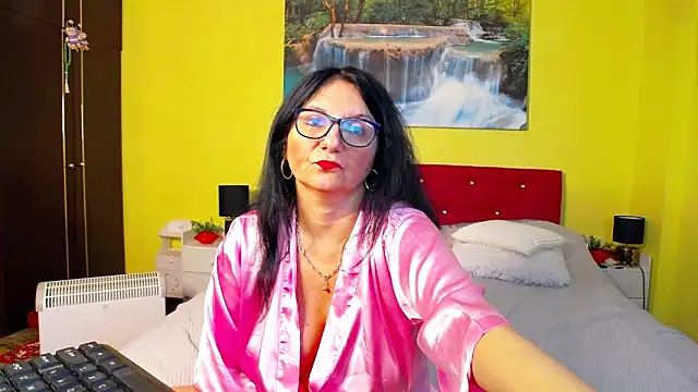 Snapshot of AlexaMorreno chatting on 02/08/25, 07:38 AlexaMorreno online show from 02/08/25, 07:38