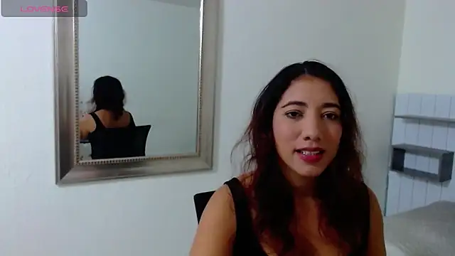 Eva Rodriguez  online show from 03/12/26, 05:30