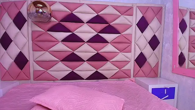 agath 69 online show from 11/13/25, 12:15