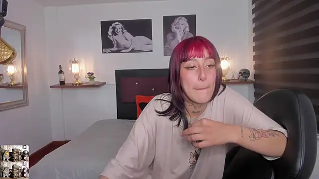 Snapshot of Mariana_Joness chatting on 01/21/25, 08:19 Mariana Joness online show from 01/21/25, 08:19