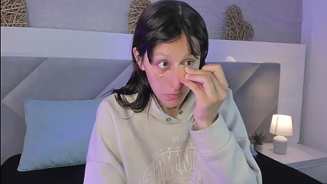 Snapshot of Mariana_Joness chatting on 04/07/26, 02:45 Mariana Joness online show from 04/07/26, 02:45