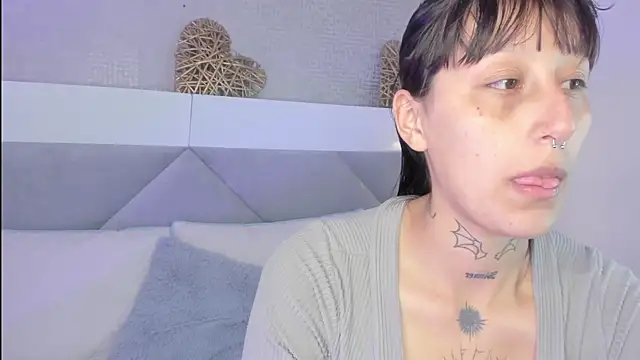 Snapshot of Mariana_Joness chatting on 04/11/26, 02:49 Mariana Joness online show from 04/11/26, 02:49