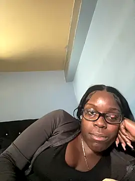 ChocolateBuns101 online show from 11/13/25, 08:30
