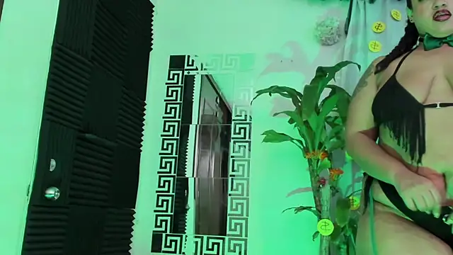 Snapshot of HannaMiills@xh chatting on 03/19/26, 03:16 HannaMiillsxh online show from 03/19/26, 03:16