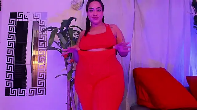 Snapshot of HannaMiills@xh chatting on 03/26/26, 01:49 HannaMiillsxh online show from 03/26/26, 01:49