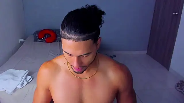 Kris Khalifa69 online show from 01/08/26, 08:38