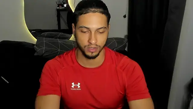 Snapshot of Kris_Khalifa69 chatting on 05/08/26, 04:40 Kris Khalifa69 online show from 05/08/26, 04:40