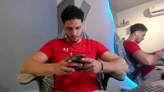 Snapshot of Kris_Khalifa69 chatting on 07/15/26, 12:27 Kris Khalifa69 online show from 07/15/26, 12:27