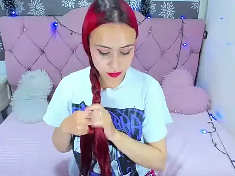 Snapshot of GiannaGoddes chatting on 01/04/25, 09:10 GiannaGoddes online show from 01/04/25, 09:10