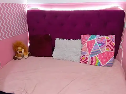 Snapshot of GiannaGoddes chatting on 01/08/25, 03:40 GiannaGoddes online show from 01/08/25, 03:40