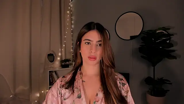 LiaPearce online show from 09/30/25, 12:10