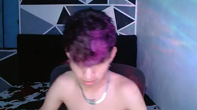 littlextreme online show from 12/12/24, 01:43