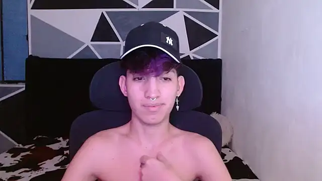 littlextreme online show from 12/15/24, 05:45