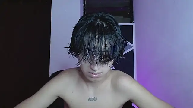 littlextreme online show from 04/03/26, 03:15