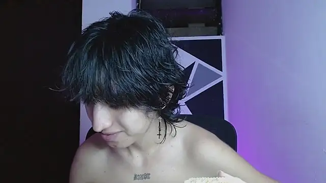 littlextreme online show from 04/10/26, 03:23