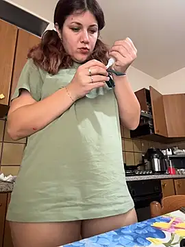 DaisyVibesss online show from 11/18/25, 09:58