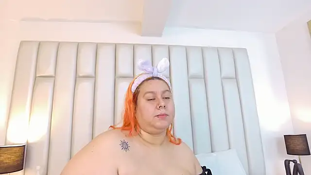 aandreaperez online show from 11/25/25, 11:43