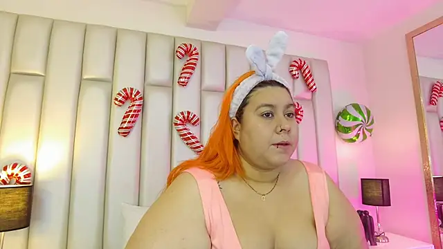 aandreaperez online show from 12/16/25, 11:37