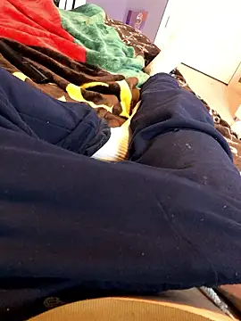 Snapshot of Hugetings chatting on 12/04/24, 09:13 Hugetings online show from 12/04/24, 09:13