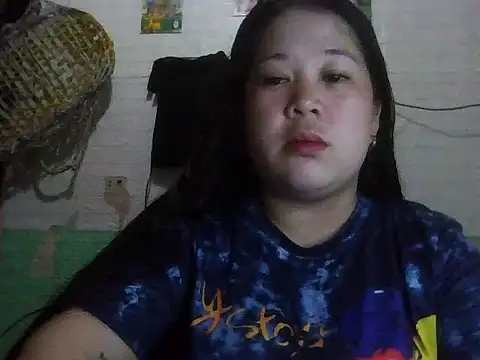 Snapshot of hotsexylyn chatting on 11/13/25, 06:56 hotsexylyn online show from 11/13/25, 06:56