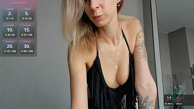 XValkyrieX online show from 11/22/25, 12:15