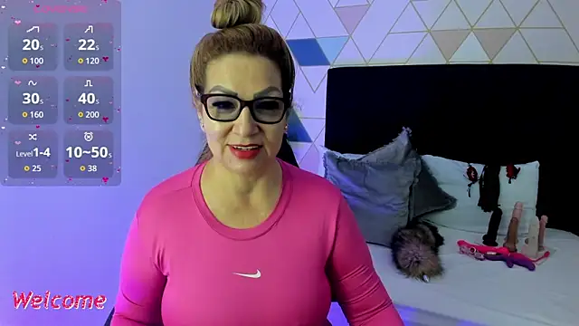 gisela27 online show from 10/21/25, 12:50