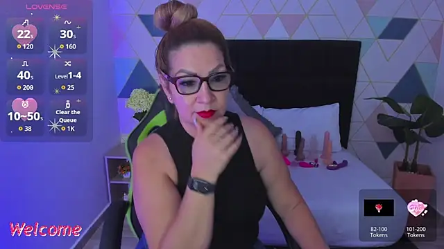 gisela27 online show from 03/04/26, 12:33