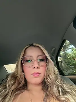 ValeriaHot69 online show from 03/17/26, 12:08